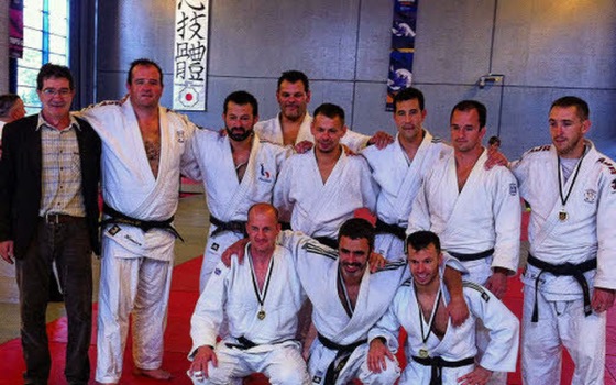 Les judokas pontivyens champions de Bretagne par équipes